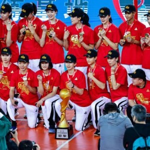 亚博游戏官网-中国女排超级联赛“低温”中落幕 “争议”贯穿始终